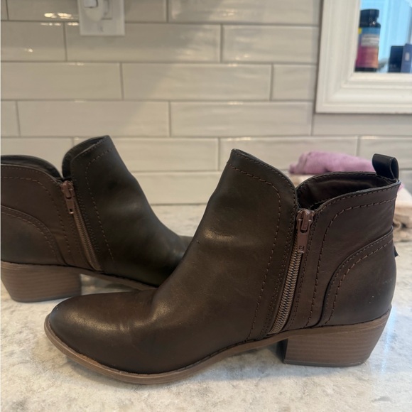 Guess Dark Brown Ankle Booties - Picture 4 of 7